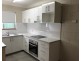 1/9 Whitefriars Street, Rockville QLD 4350