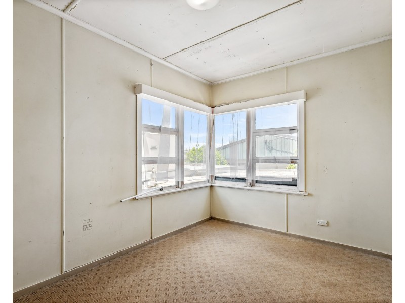 117 Long Street, South Toowoomba QLD 4350