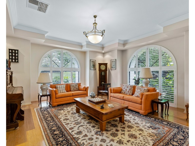 4 Grey Gums Drive, Blue Mountain Heights QLD 4350