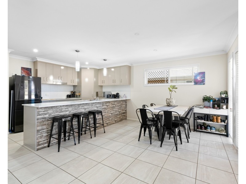 1/1a Bruntnell Street, Kearneys Spring QLD 4350
