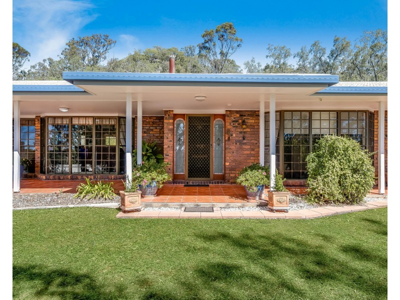 14 Cameron Crescent, Glenvale QLD 4350