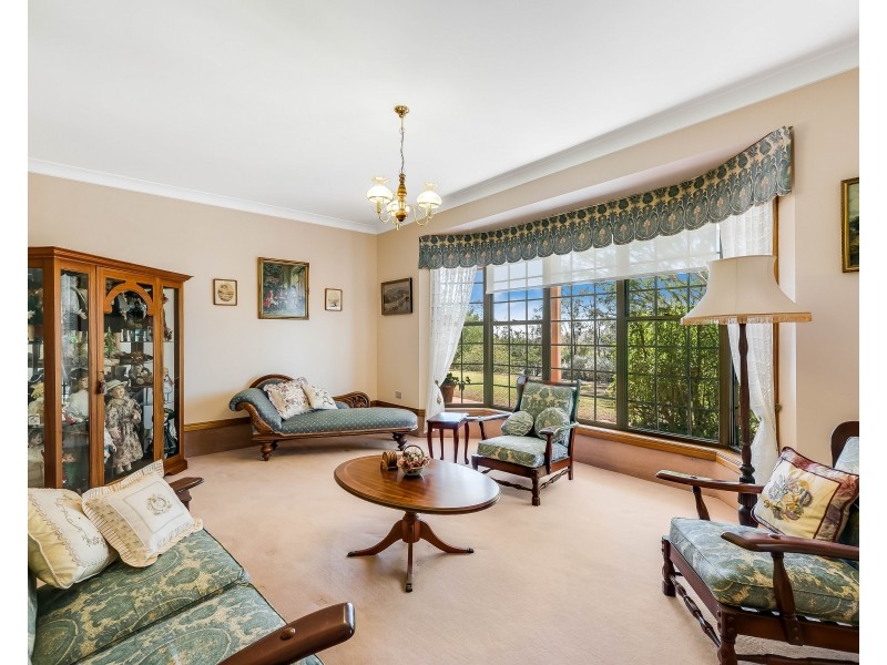 14 Cameron Crescent, Glenvale QLD 4350