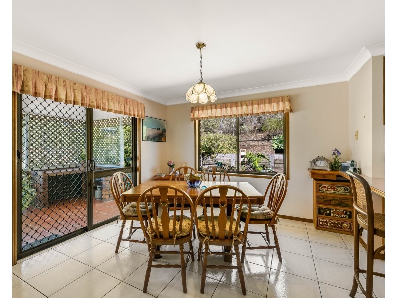 14 Cameron Crescent, Glenvale QLD 4350