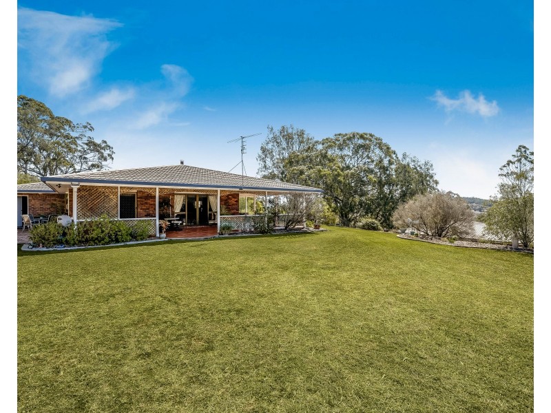 14 Cameron Crescent, Glenvale QLD 4350