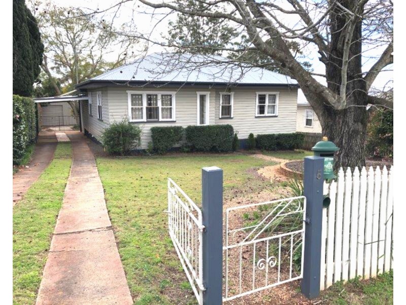 5 Garde Street, Centenary Heights QLD 4350