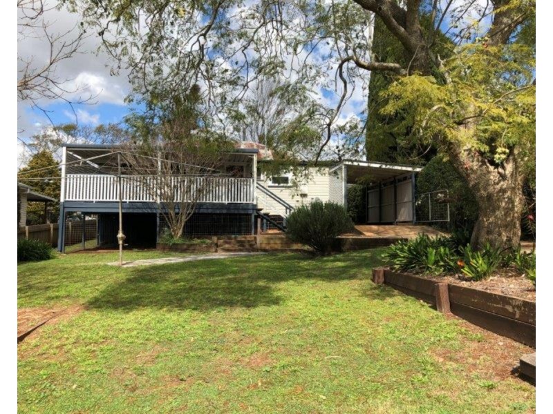 5 Garde Street, Centenary Heights QLD 4350