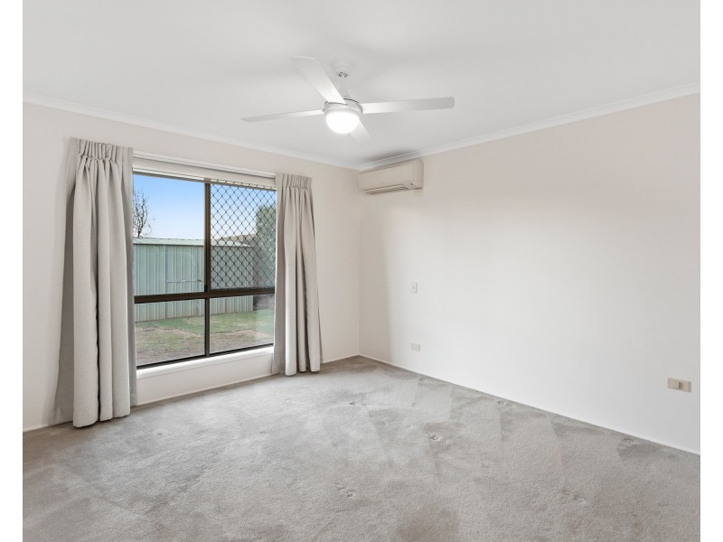 11 Bouganvillea Drive, Middle Ridge QLD 4350