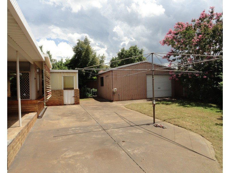 155 Rowbotham Street, Rangeville QLD 4350