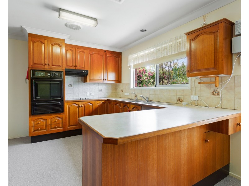 34 Hazel Street, Centenary Heights QLD 4350