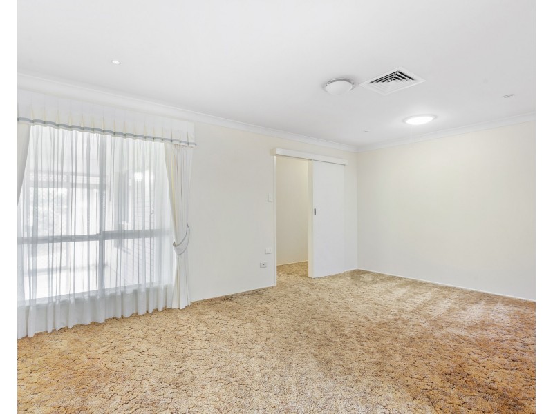 34 Hazel Street, Centenary Heights QLD 4350
