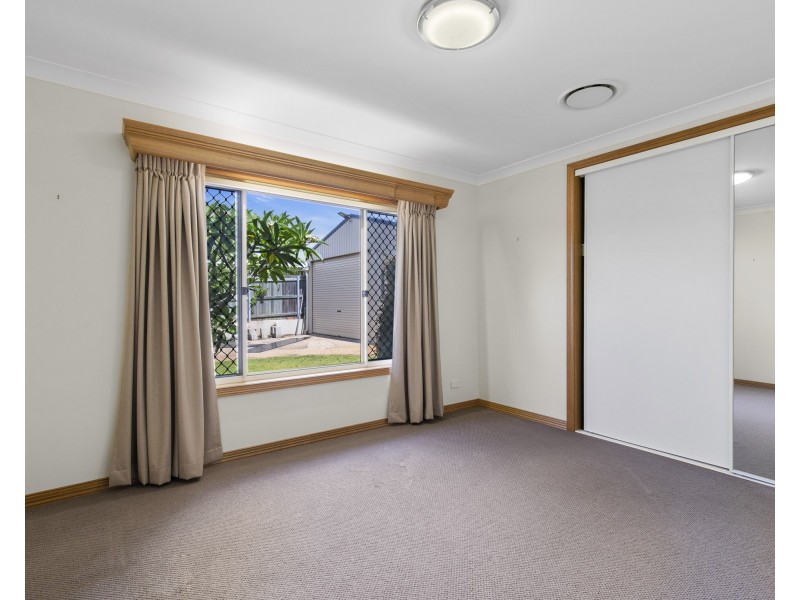 12 Saba Court, Middle Ridge QLD 4350