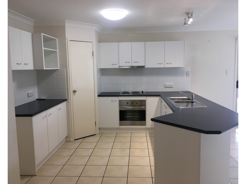 2 Bulloo Street, Glenvale QLD 4350