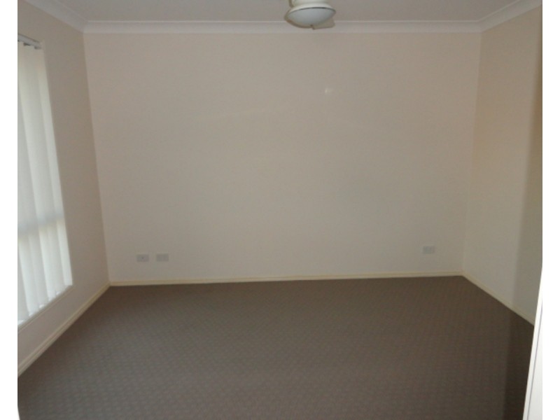 2 Bulloo Street, Glenvale QLD 4350