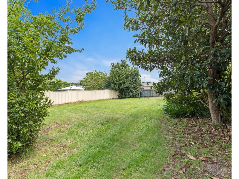 165 West Street, Newtown QLD 4350