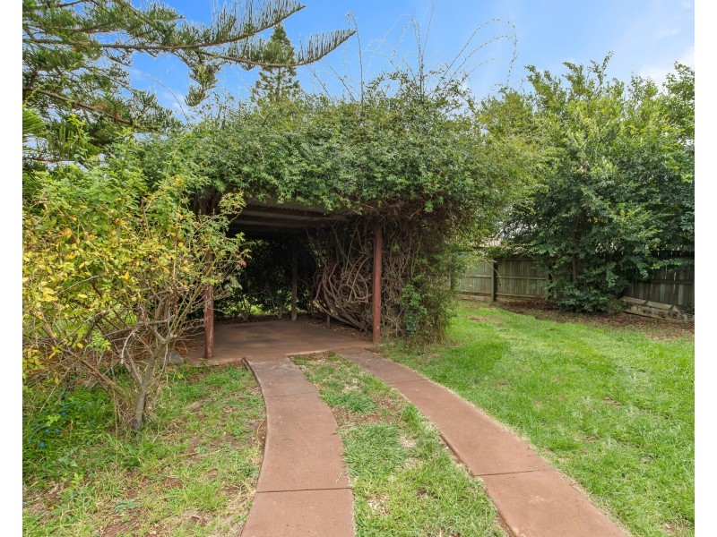 165 West Street, Newtown QLD 4350
