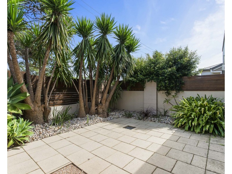 1/19A Crown Street, East Toowoomba QLD 4350