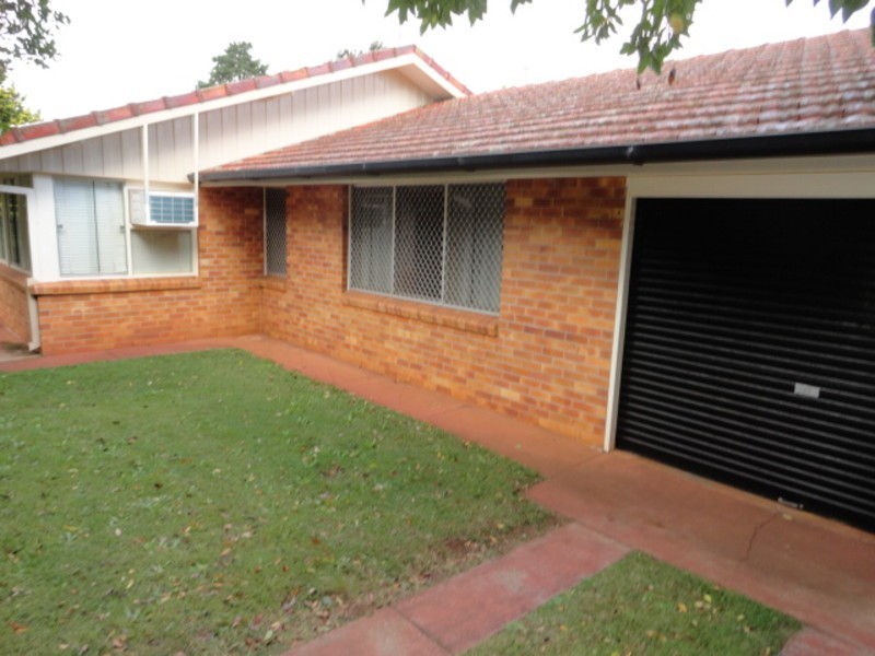 38 Bridge Street, East Toowoomba QLD 4350