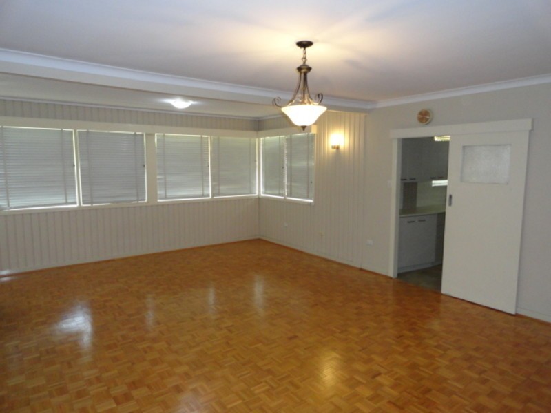 38 Bridge Street, East Toowoomba QLD 4350