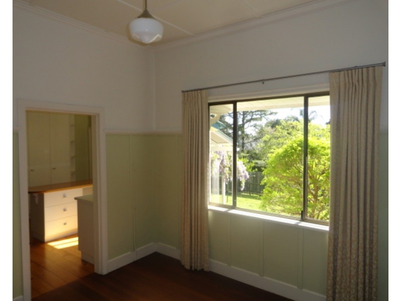 5 Fernside Street, East Toowoomba QLD 4350