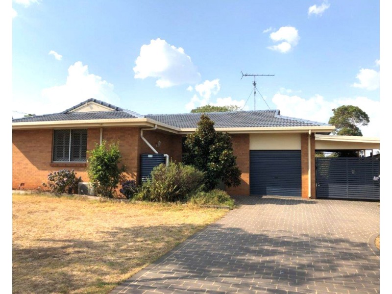 21 Sardon Street, Centenary Heights QLD 4350