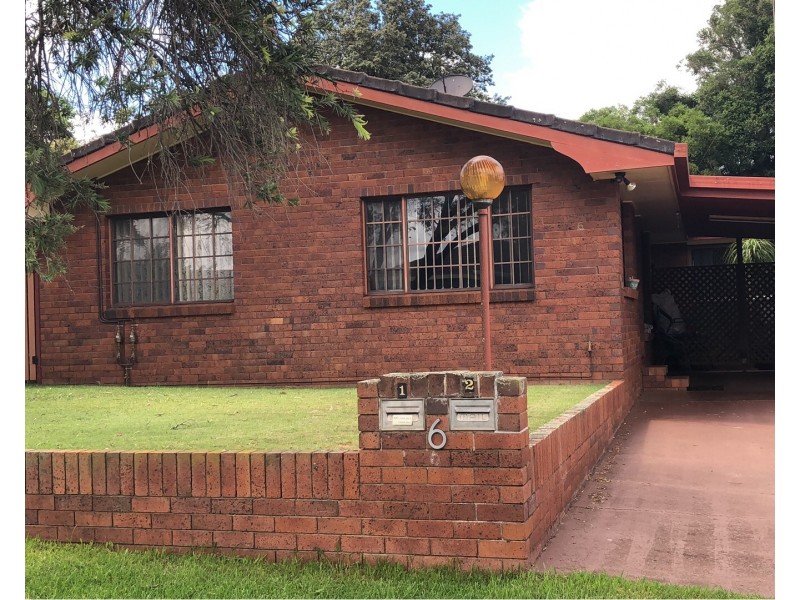 1/6 Cressbrook Court, Newtown QLD 4350