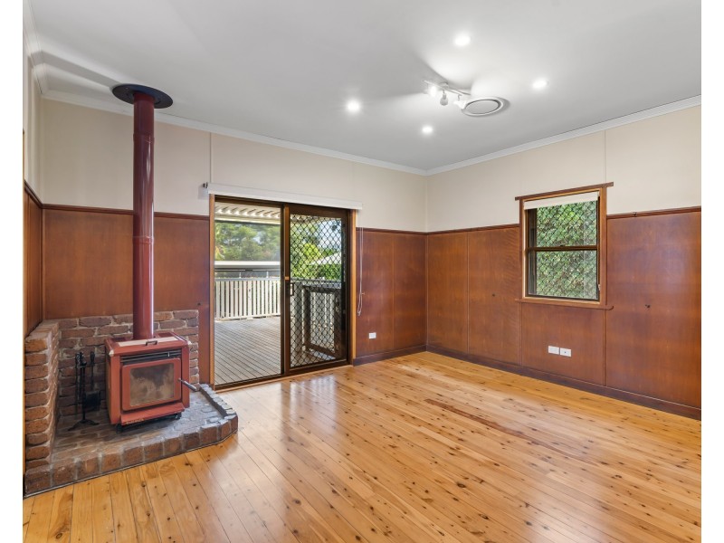 7 John Street, East Toowoomba QLD 4350