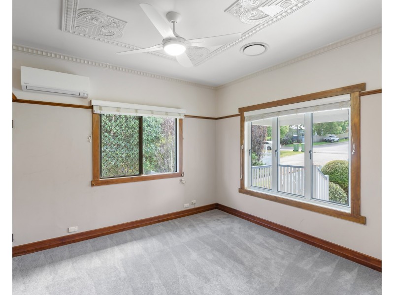 7 John Street, East Toowoomba QLD 4350