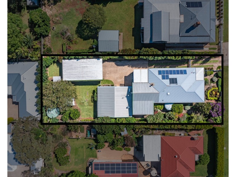 7 John Street, East Toowoomba QLD 4350