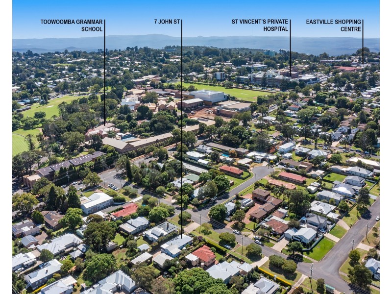 7 John Street, East Toowoomba QLD 4350