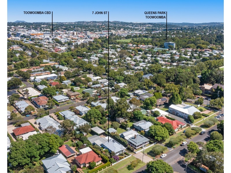 7 John Street, East Toowoomba QLD 4350