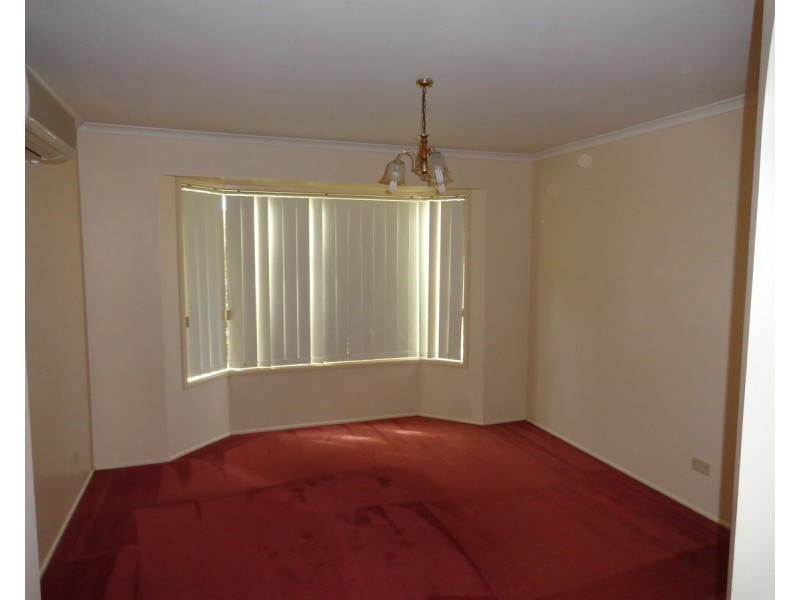 1 Hillcroft Court, Darling Heights QLD 4350