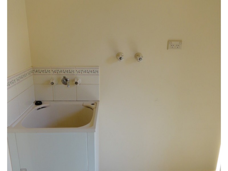 1 Hillcroft Court, Darling Heights QLD 4350