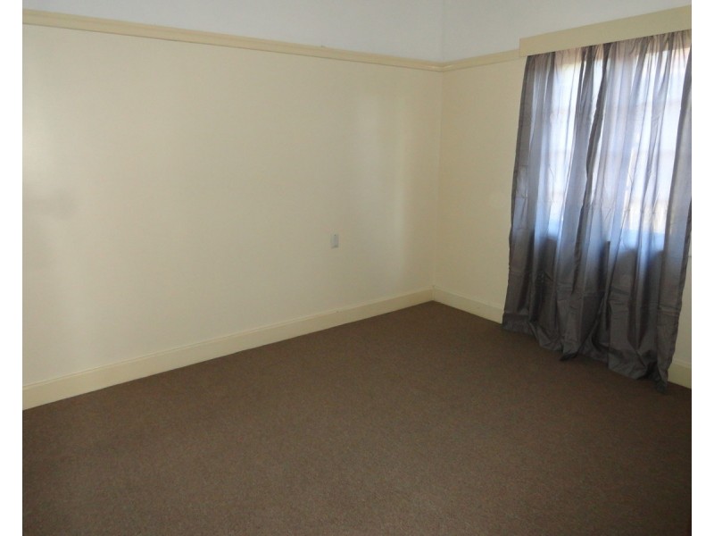 54 Curzon Street, East Toowoomba QLD 4350