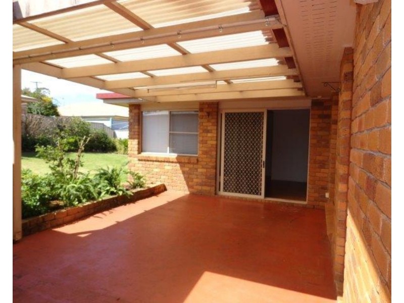 582 Greenwattle Street, Newtown QLD 4350