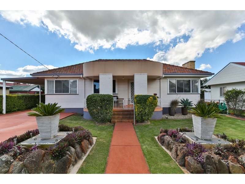 21 Violet Street, Harristown QLD 4350