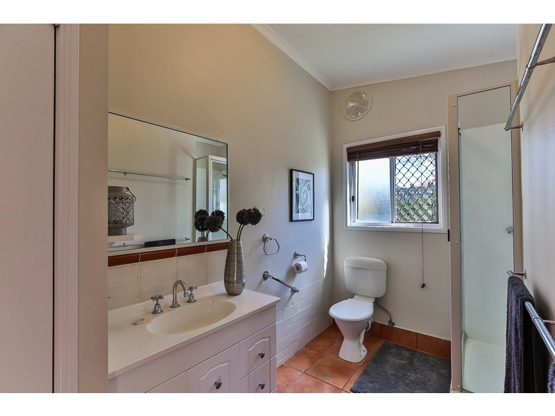 21 Violet Street, Harristown QLD 4350