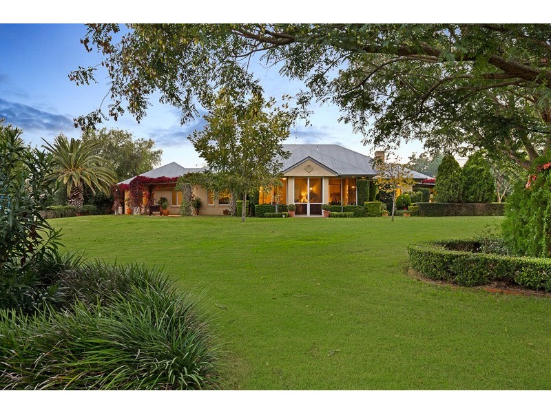 Hill Farm Kingsthorpe-Haden Road, Boodua QLD 4401