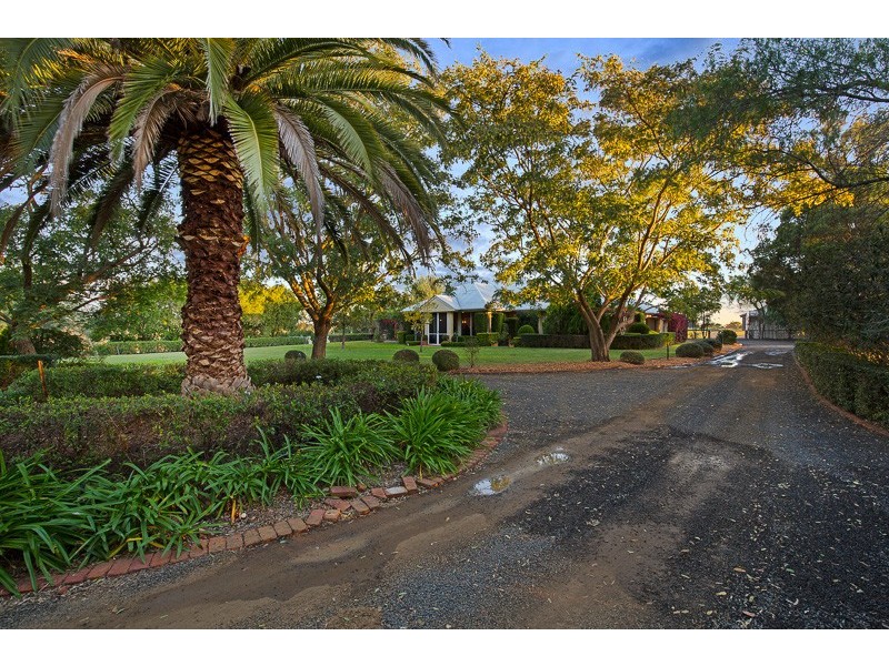 Hill Farm Kingsthorpe-Haden Road, Boodua QLD 4401