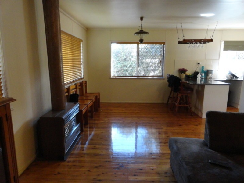 226 Mackenzie Street, Rangeville QLD 4350