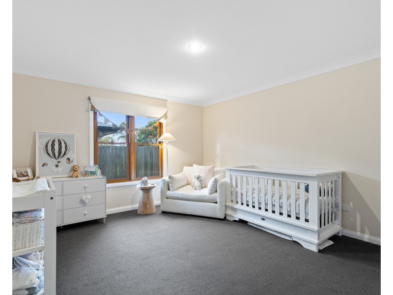 26 Hinchliffe Drive, Kearneys Spring QLD 4350