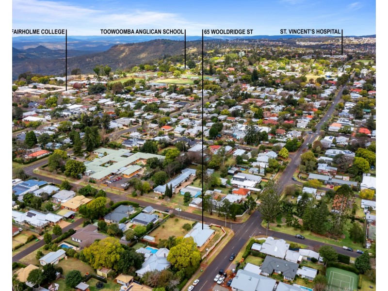 65 Wooldridge Street, Mount Lofty QLD 4350
