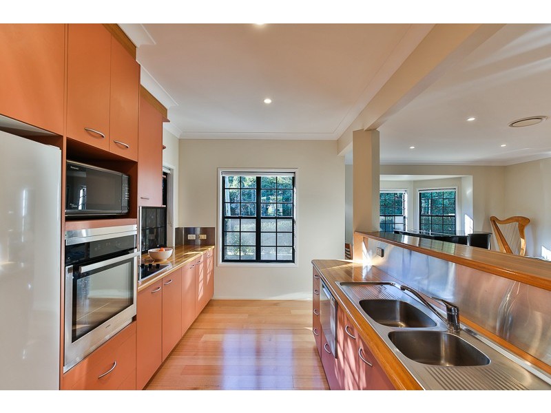 8 Turnberry Court, Middle Ridge QLD 4350