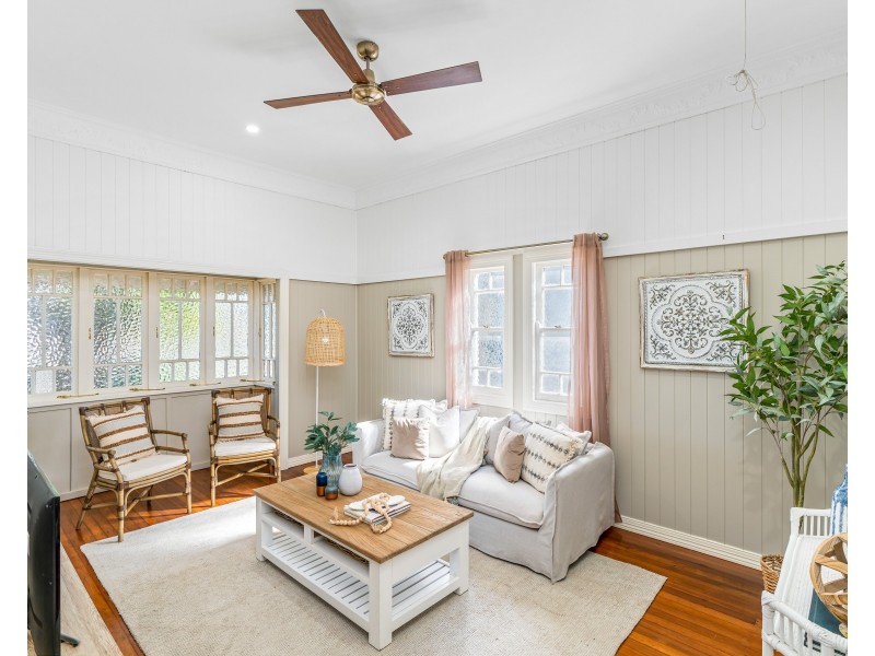 25 Ipswich Street, East Toowoomba QLD 4350