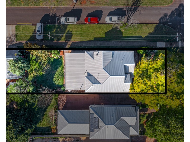 25 Ipswich Street, East Toowoomba QLD 4350