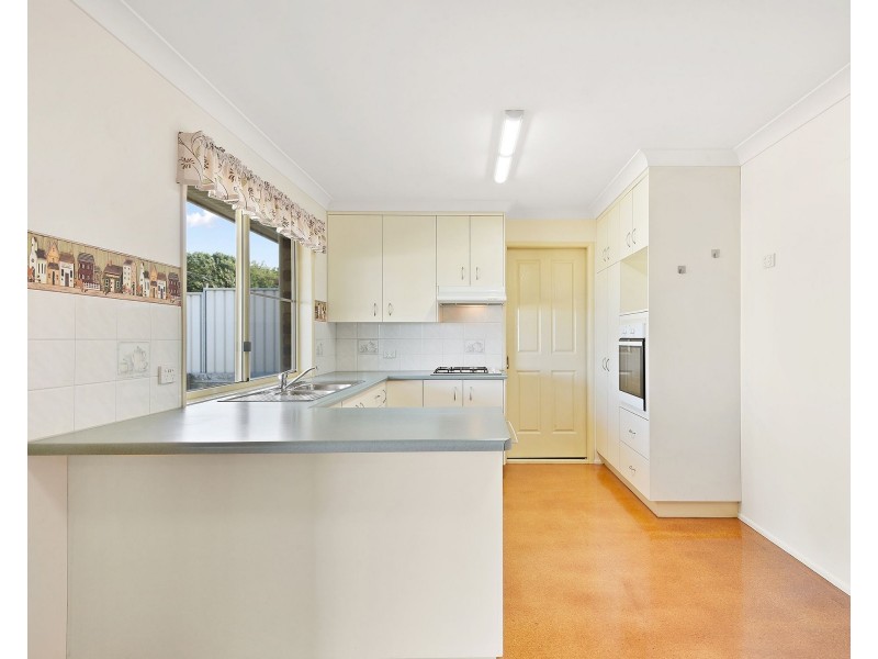 9 Candlebark Court, Glenvale QLD 4350