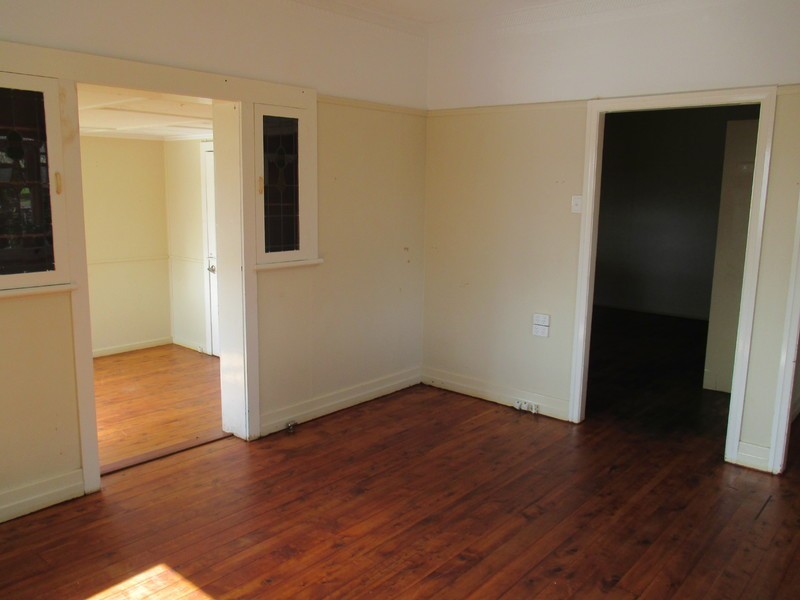 368 Tor Street, Newtown QLD 4350