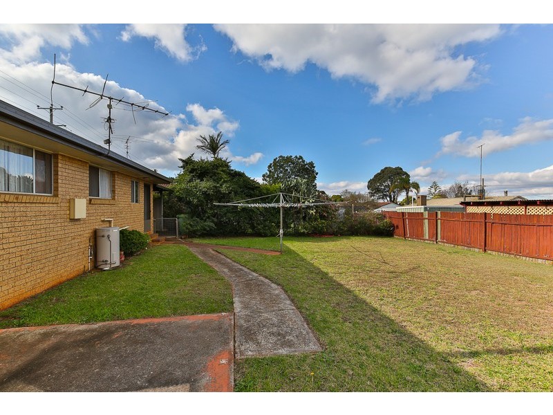 18 Platz Street, Darling Heights QLD 4350