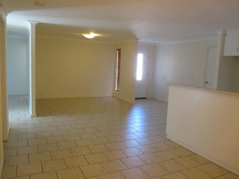 7/14 Uniplaza Court, Kearneys Spring QLD 4350
