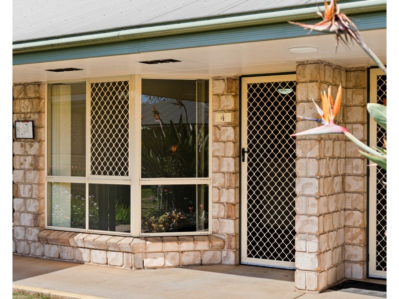 4/55-59 Drayton Road, Harristown QLD 4350