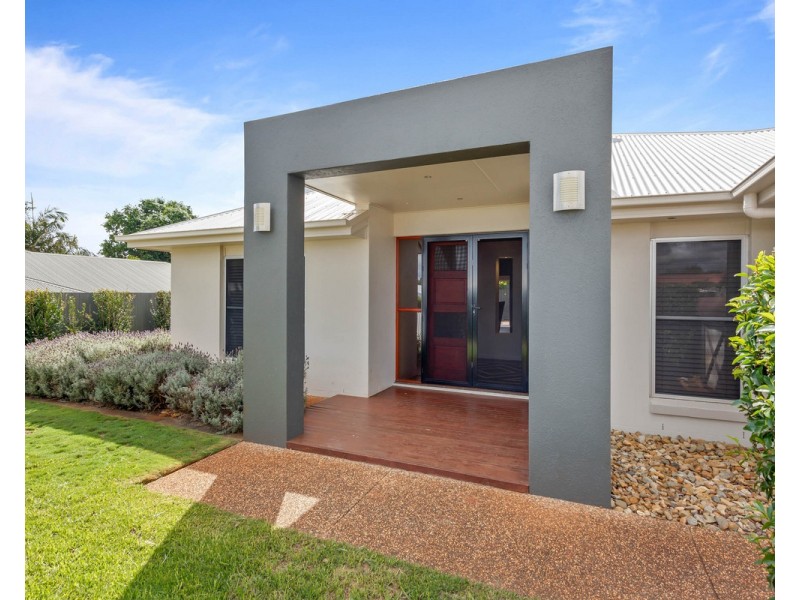 6 Kestrel Court, Rangeville QLD 4350